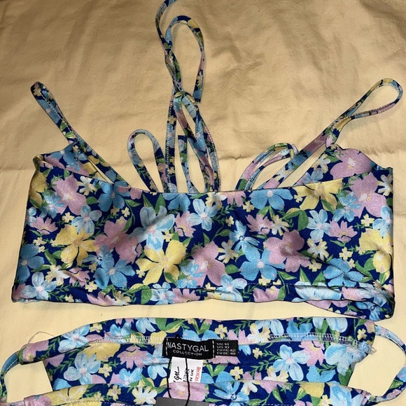 NWT, Nasty Gal 2 Piece, Size 10 - Picture 8 of 12